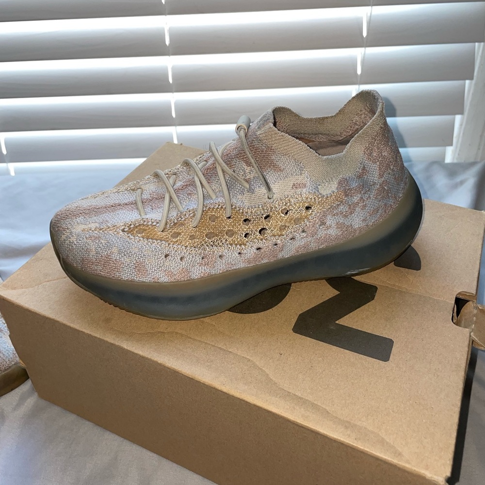 Yeezy boost 380
